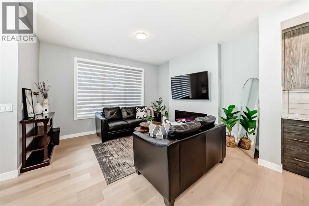 804 Lawthorn Way Se, Airdrie, Alberta  T4A 3M9 - Photo 19 - A2282762