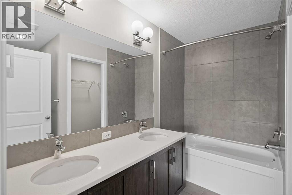 953 West Lakeview Drive, Chestermere, Alberta  T1X 2N3 - Photo 19 - A2289811