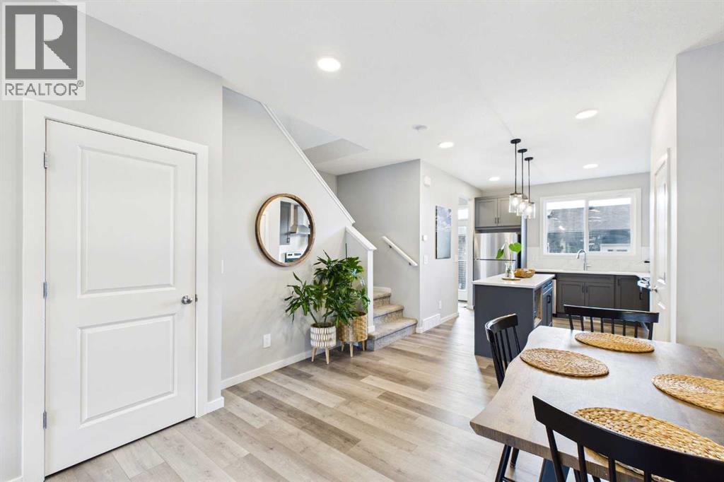 41 Heirloom Crescent Se, Calgary, Alberta  T3M 2B6 - Photo 8 - A2292134