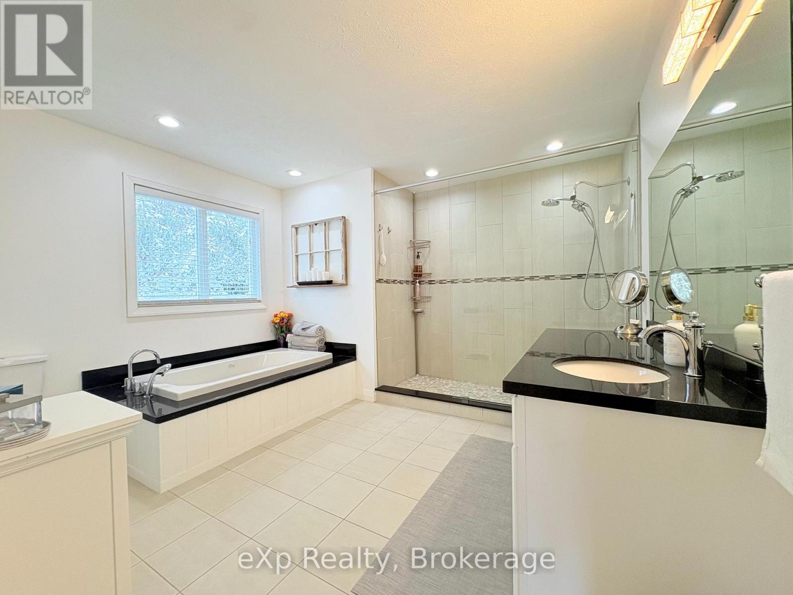 3 Gray Court, South Bruce, Ontario  N0G 2J0 - Photo 23 - X12886792