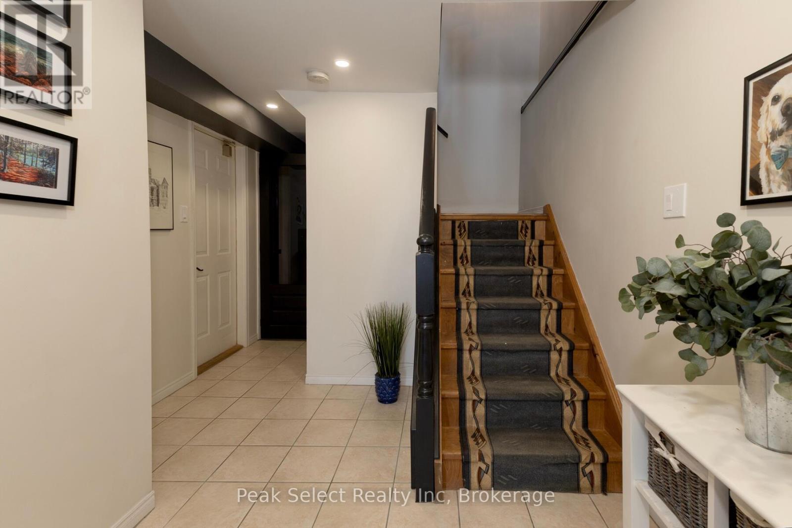 41 Southvale Road, St. Marys, Ontario  N4X 1E9 - Photo 8 - X12886812