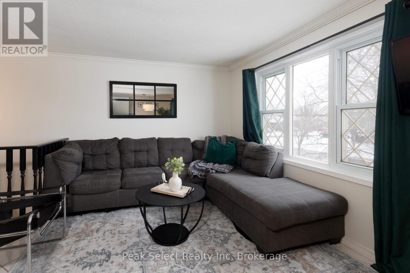 41 Southvale Road, St. Marys, Ontario  N4X 1E9 - Photo 9 - X12886812