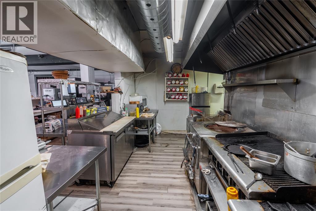 1716 London Line, Sarnia, Ontario  N7T 7H2 - Photo 16 - 25008489