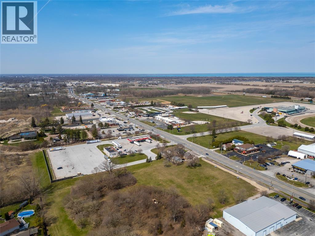 1716 London Line, Sarnia, Ontario  N7T 7H2 - Photo 23 - 25008489