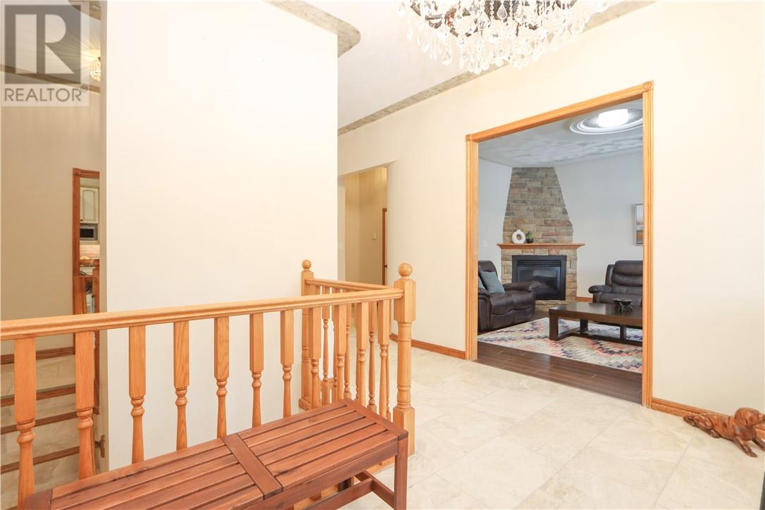 670 Moonrock Avenue, Sudbury, Ontario  P3E 5Z6 - Photo 5 - 2126835