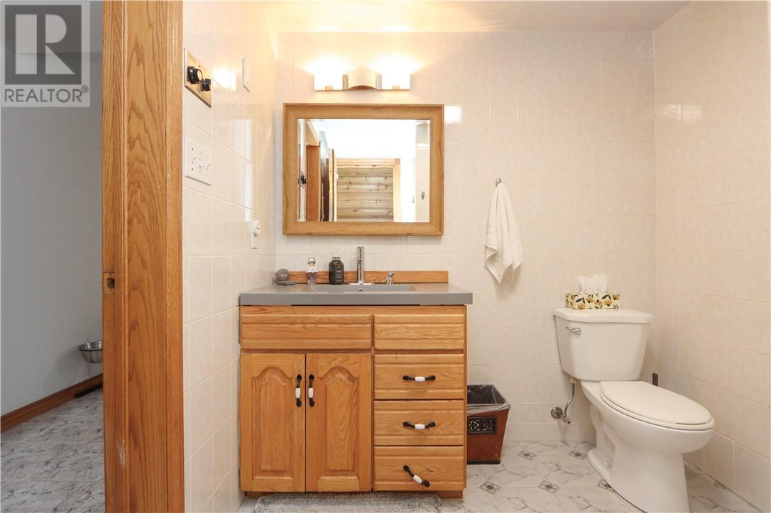 670 Moonrock Avenue, Sudbury, Ontario  P3E 5Z6 - Photo 69 - 2126835