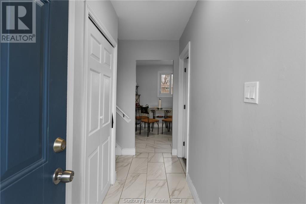 1366 Woodbine Avenue, Sudbury, Ontario  P3A 2M4 - Photo 3 - 2126828