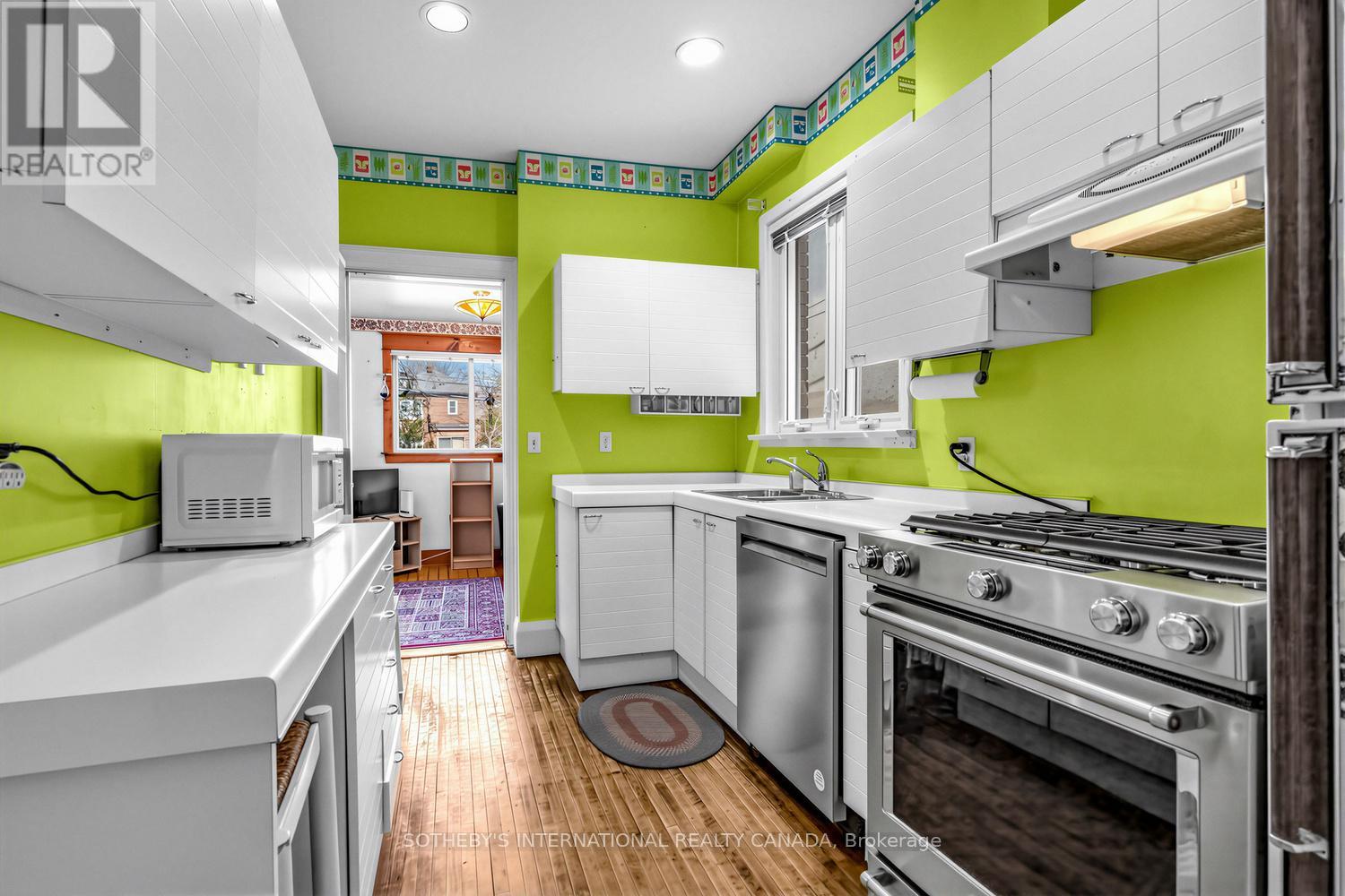 214 Belsize Drive, Toronto (Mount Pleasant East), Ontario  M4S 1M4 - Photo 11 - C12886818