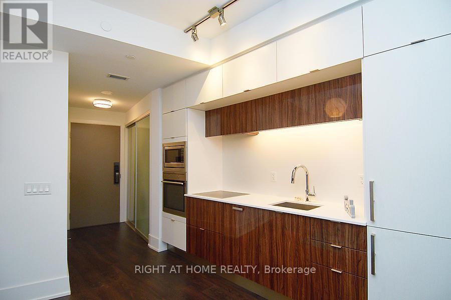 3712 - 10 York Street, Toronto (Waterfront Communities), Ontario  M5J 2Z2 - Photo 19 - C12886842