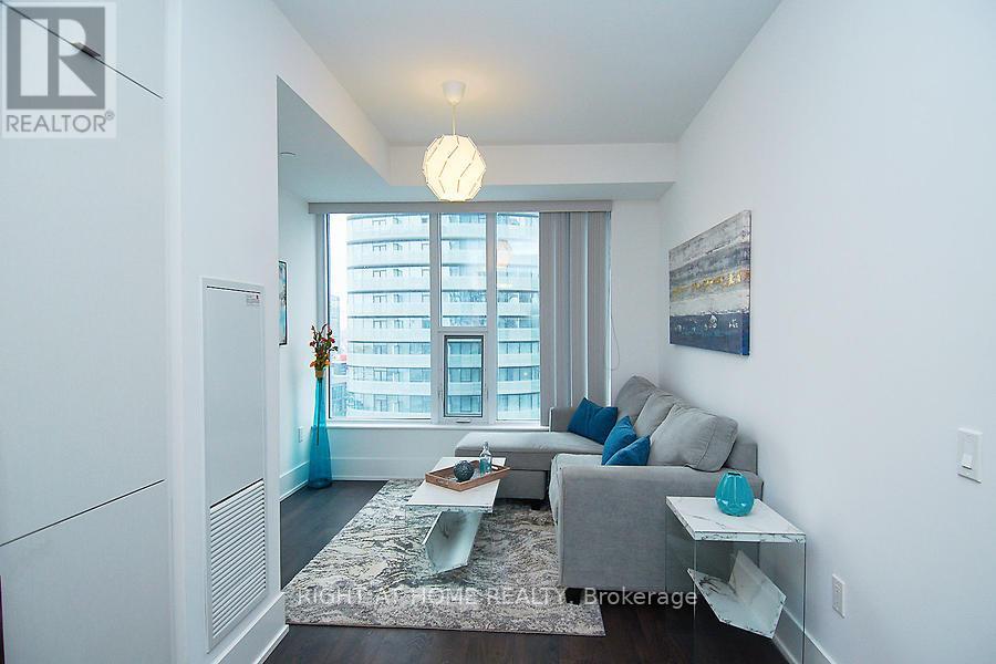 3712 - 10 York Street, Toronto (Waterfront Communities), Ontario  M5J 2Z2 - Photo 26 - C12886842