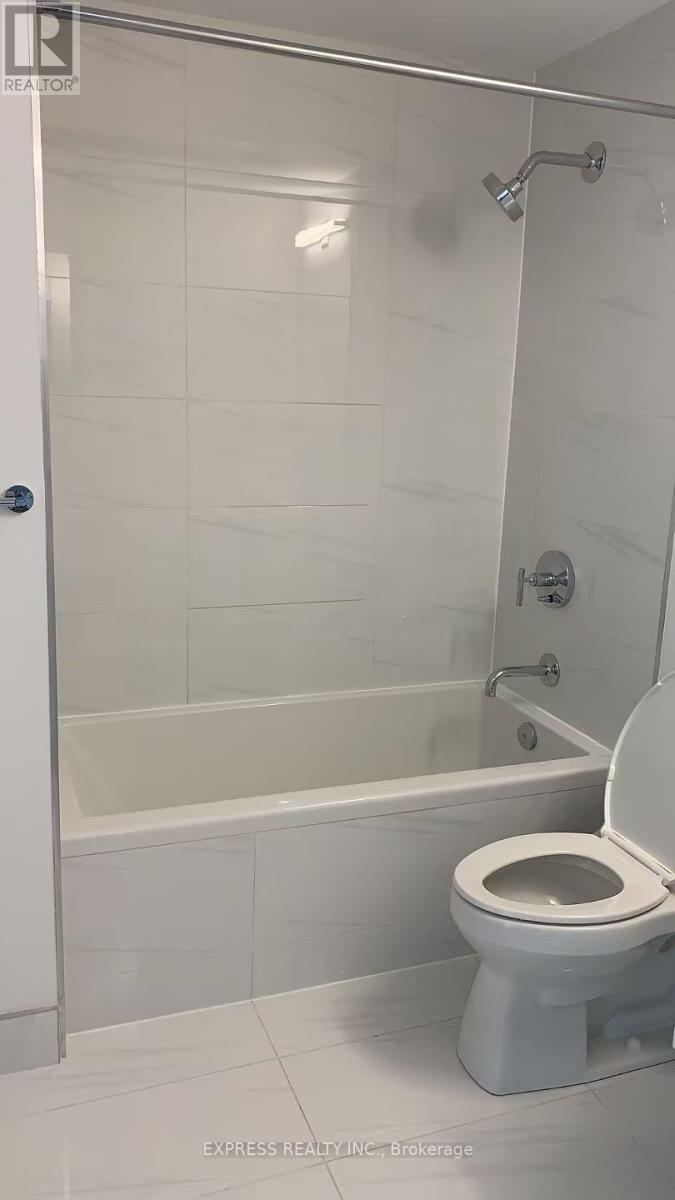 2905 - 3 Gloucester Street, Toronto (Church-Yonge Corridor), Ontario  M4Y 0C6 - Photo 4 - C12886868