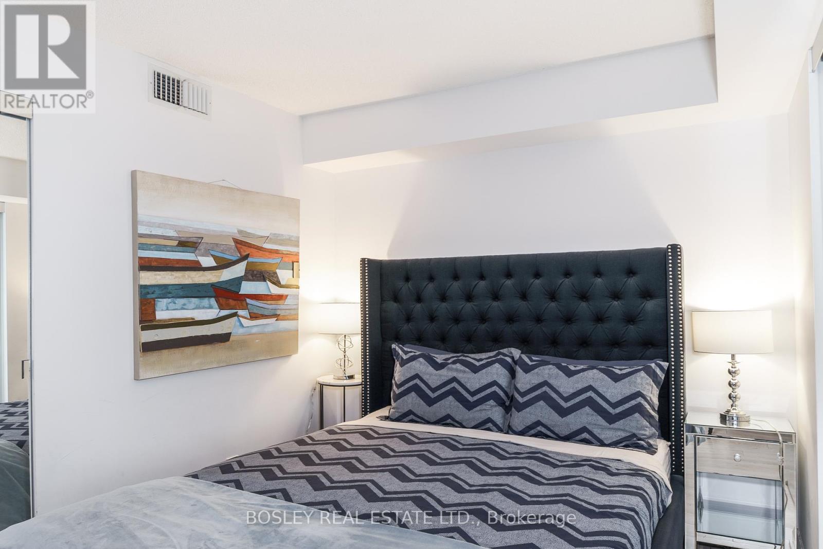 2016 - 155 Yorkville Avenue, Toronto (Annex), Ontario  M5R 1C4 - Photo 12 - C12886874