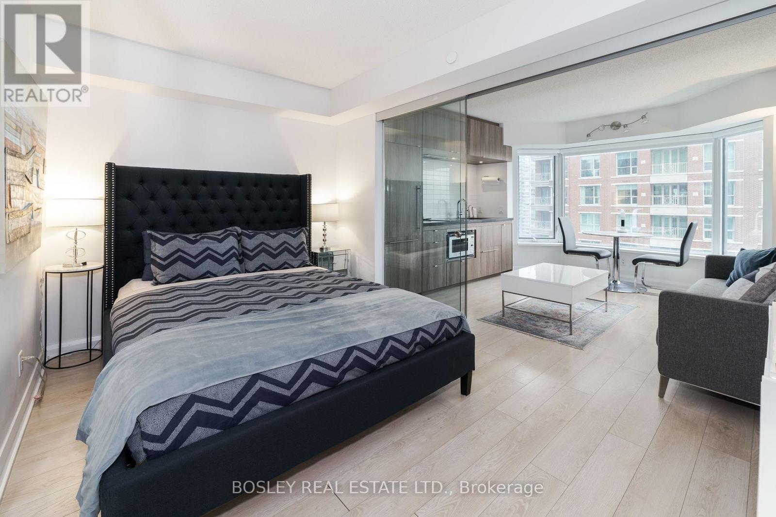 2016 - 155 Yorkville Avenue, Toronto (Annex), Ontario  M5R 1C4 - Photo 15 - C12886874