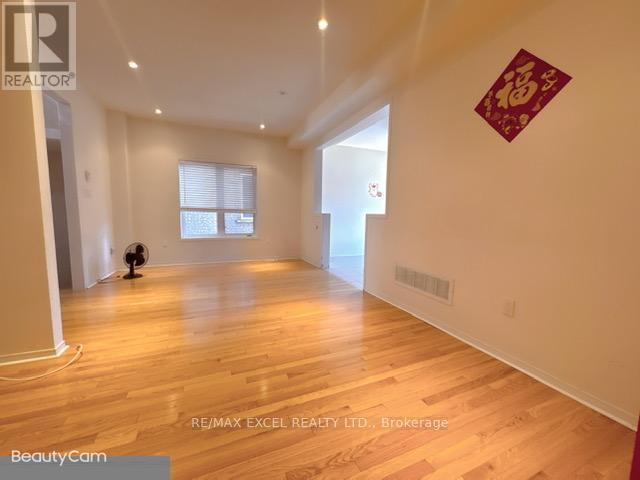 376 Caboto Trail, Markham, Ontario  L3R 5G6 - Photo 4 - N12665832