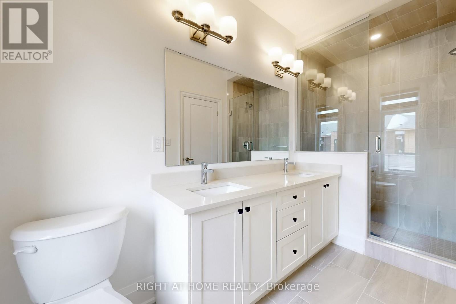 3300 Taha Gardens, Oakville, Ontario L6M 4K1 - Photo 29 - W12828848