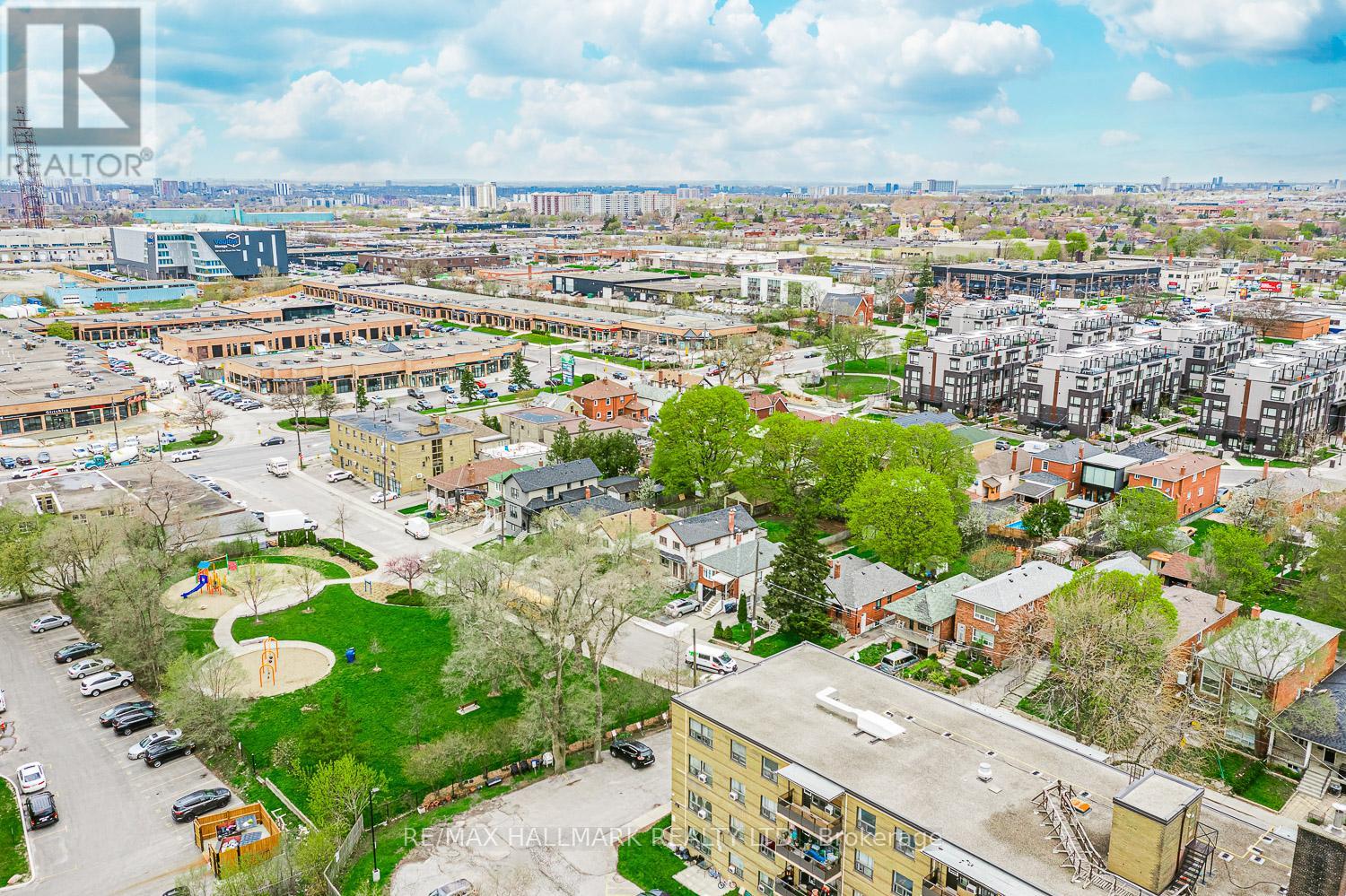 306 - 1120 Briar Hill Avenue, Toronto (Briar Hill-Belgravia), Ontario  M6B 0A9 - Photo 31 - W12861306