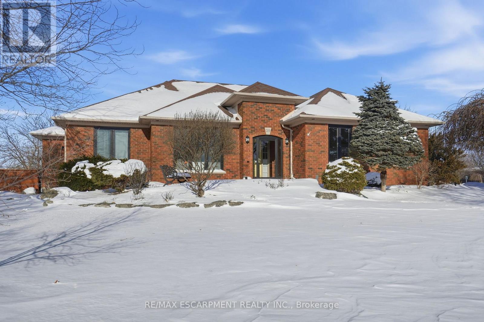 10 Featherstone Avenue, Haldimand, Ontario  N0A 1P0 - Photo 3 - X12725092