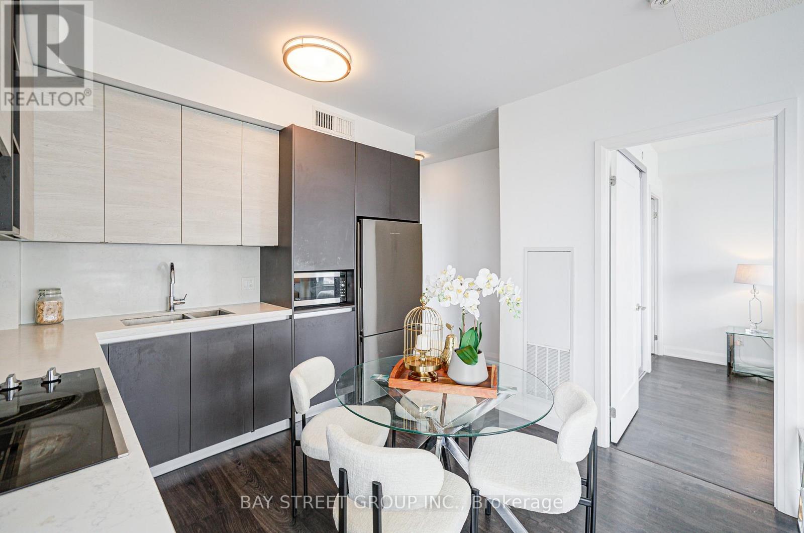 1606 - 398 Highway 7 E, Richmond Hill (Doncrest), Ontario  L4B 1A7 - Photo 10 - N12850512