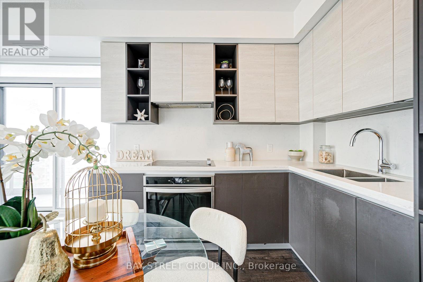 1606 - 398 Highway 7 E, Richmond Hill (Doncrest), Ontario  L4B 1A7 - Photo 13 - N12850512