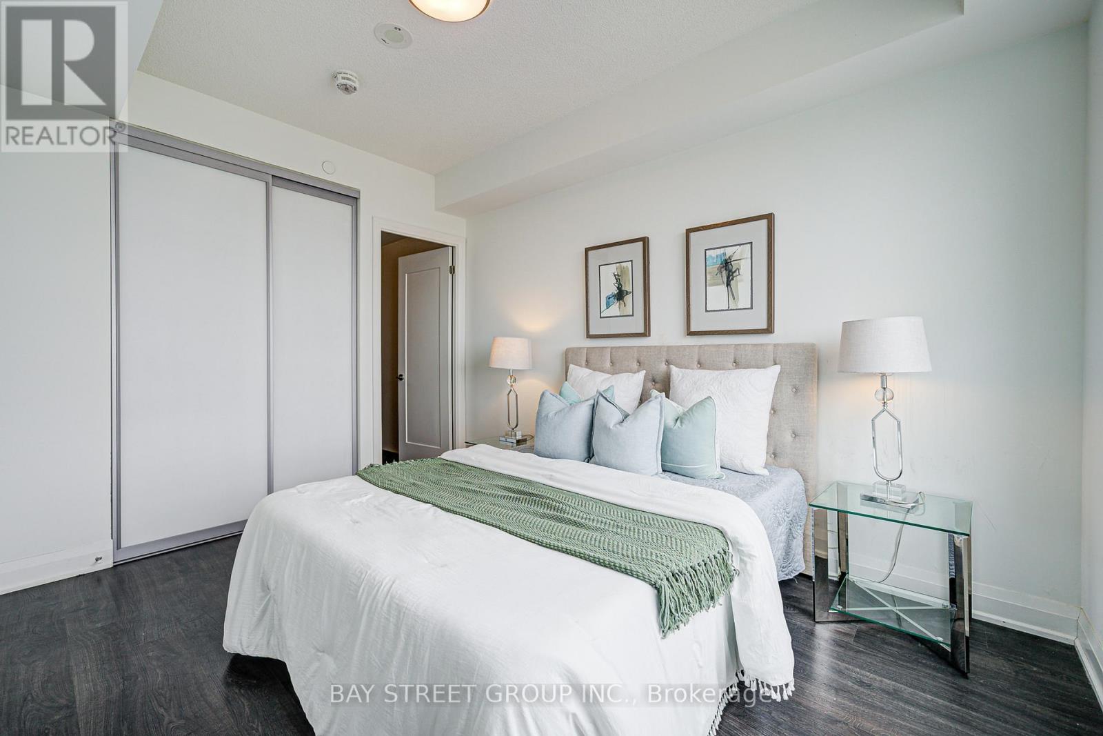 1606 - 398 Highway 7 E, Richmond Hill (Doncrest), Ontario  L4B 1A7 - Photo 22 - N12850512