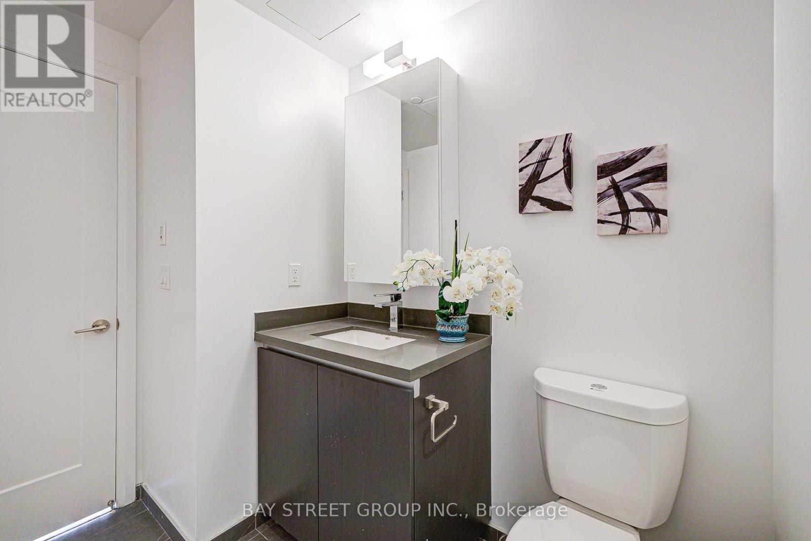 1606 - 398 Highway 7 E, Richmond Hill (Doncrest), Ontario  L4B 1A7 - Photo 28 - N12850512