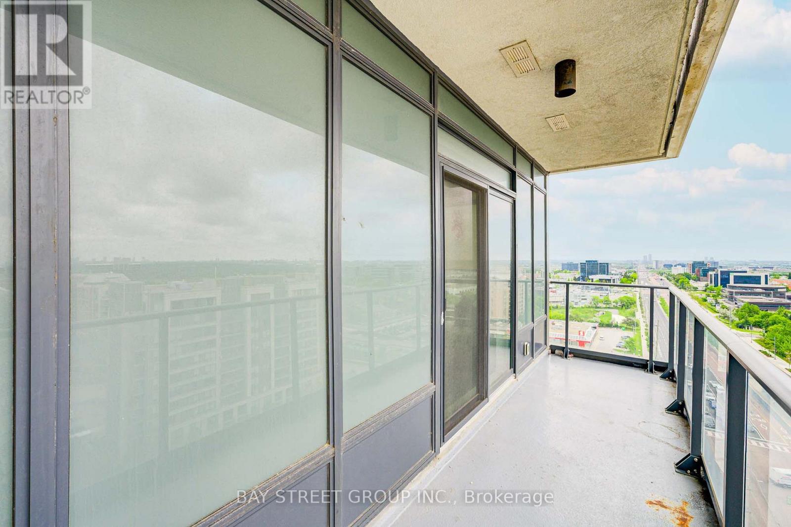 1606 - 398 Highway 7 E, Richmond Hill (Doncrest), Ontario  L4B 1A7 - Photo 37 - N12850512