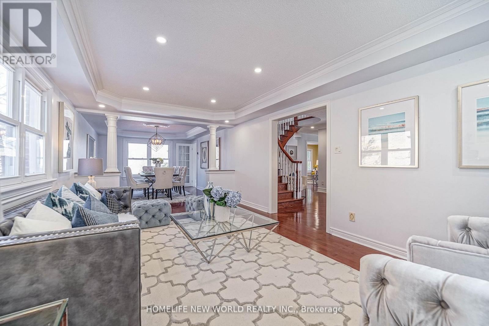 15 Marylebone Crescent, Richmond Hill, Ontario  L4E 2L5 - Photo 10 - N12886826