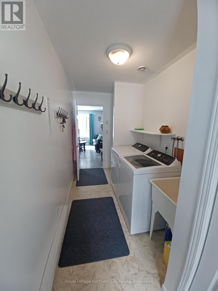 3221 Highway 17 E, Papineau-Cameron, Ontario  P0H 1V0 - Photo 13 - X12886864