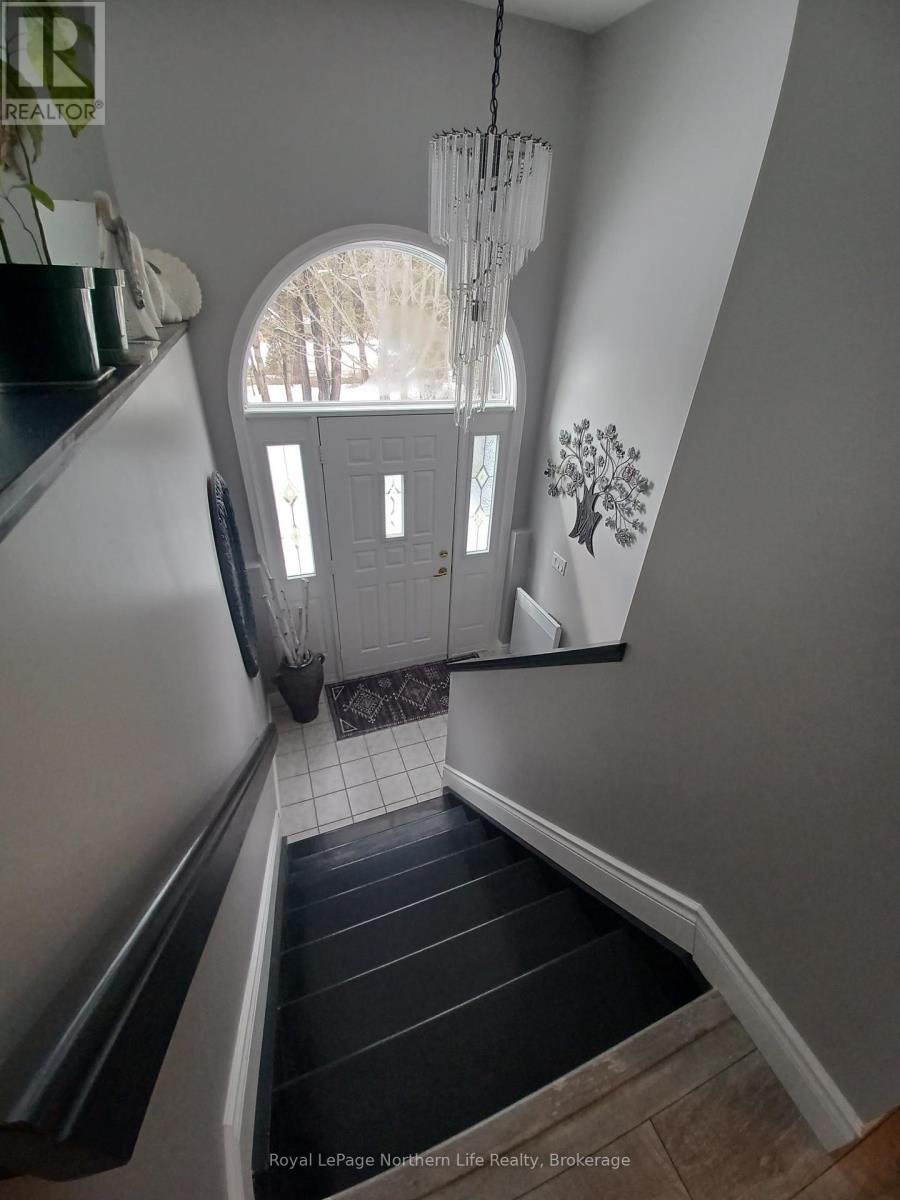 3221 Highway 17 E, Papineau-Cameron, Ontario  P0H 1V0 - Photo 16 - X12886864