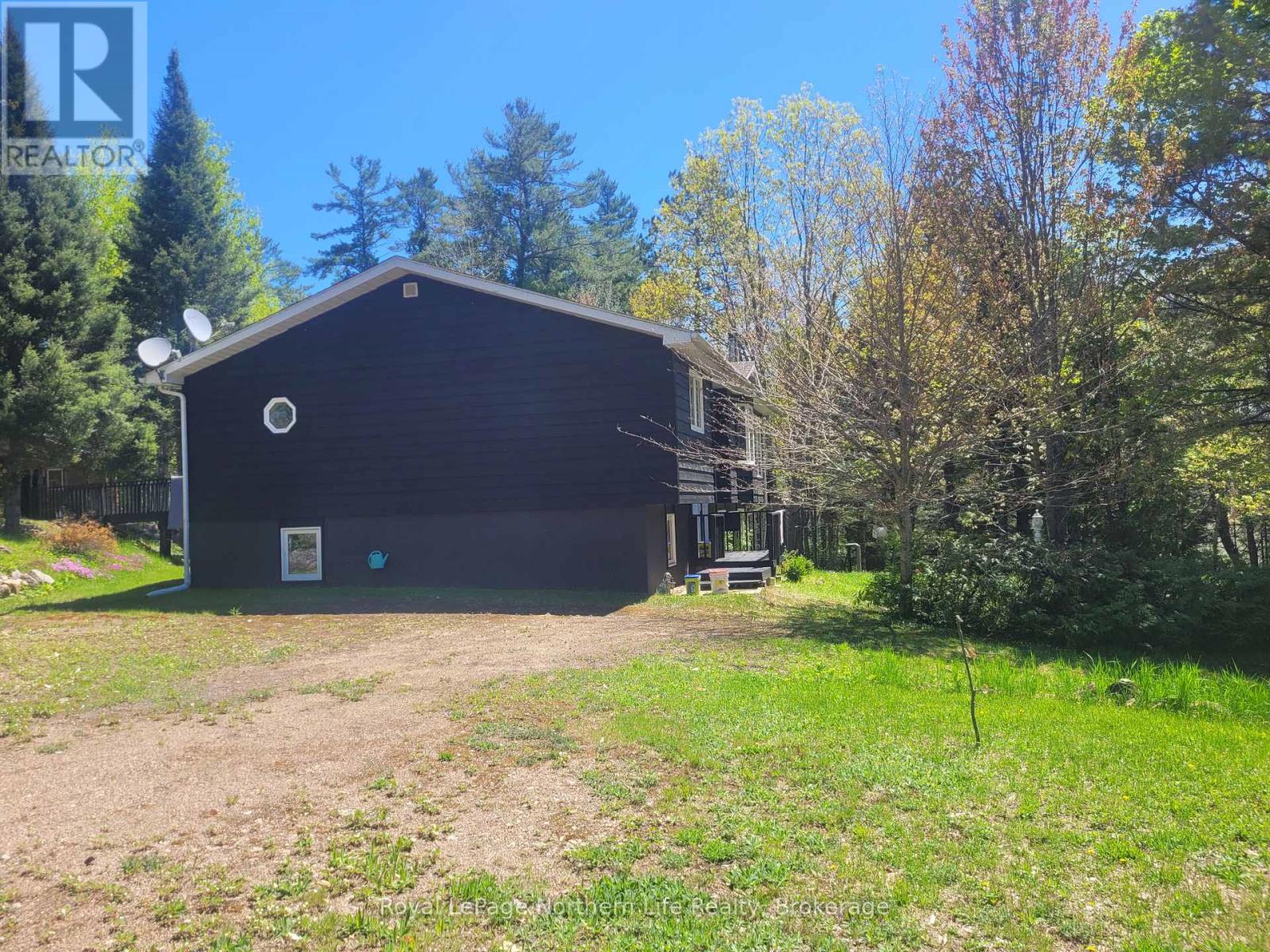 3221 Highway 17 E, Papineau-Cameron, Ontario  P0H 1V0 - Photo 28 - X12886864