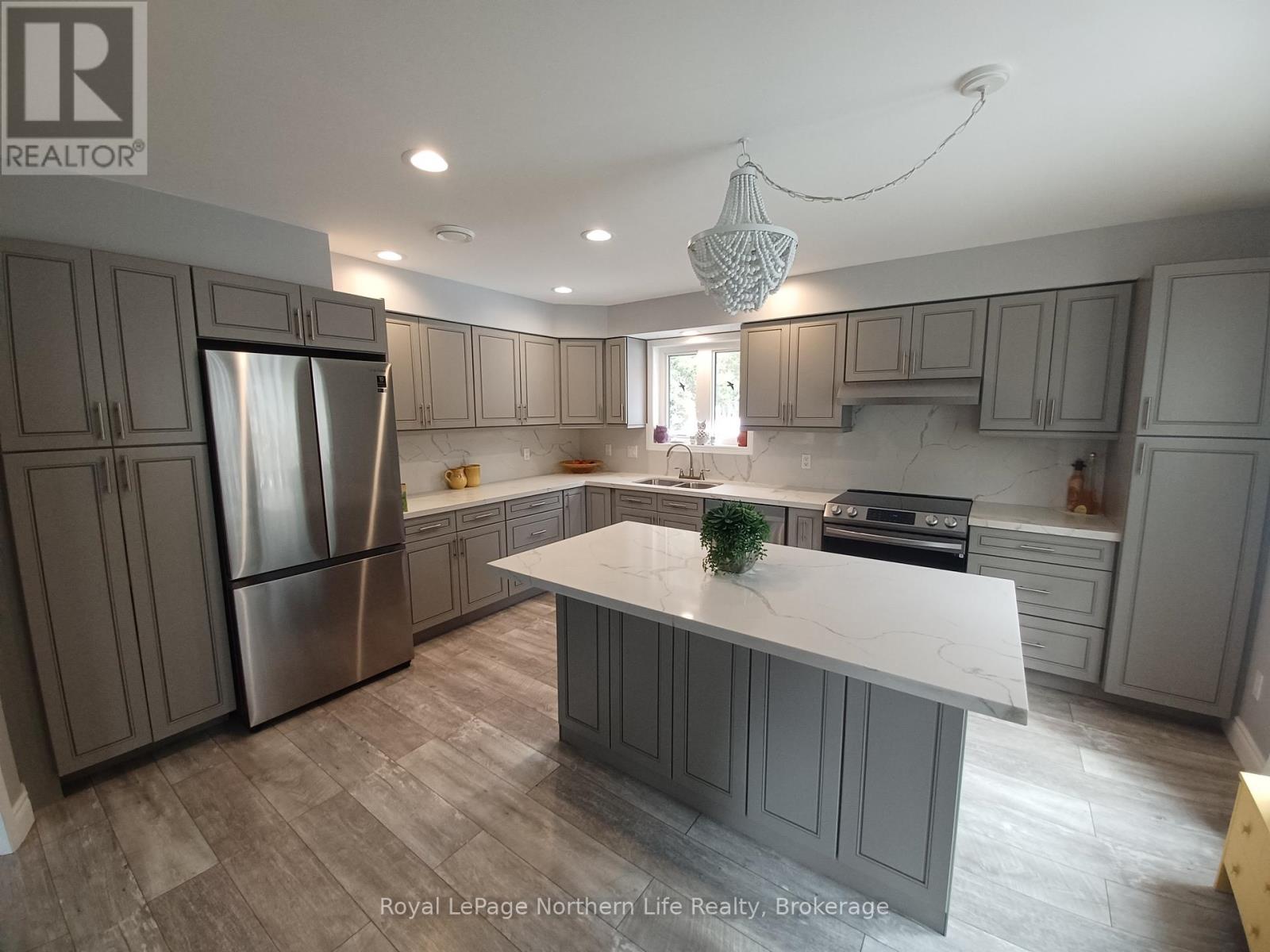 3221 Highway 17 E, Papineau-Cameron, Ontario  P0H 1V0 - Photo 3 - X12886864