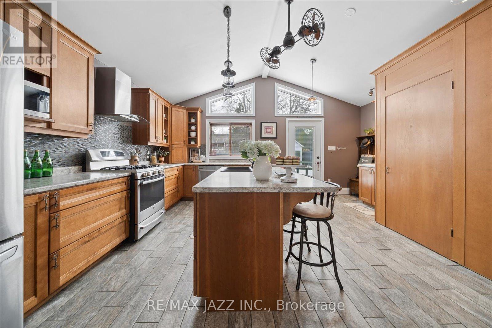 566 Masson Street, Oshawa (O'neill), Ontario  L1G 5A3 - Photo 15 - E12883974