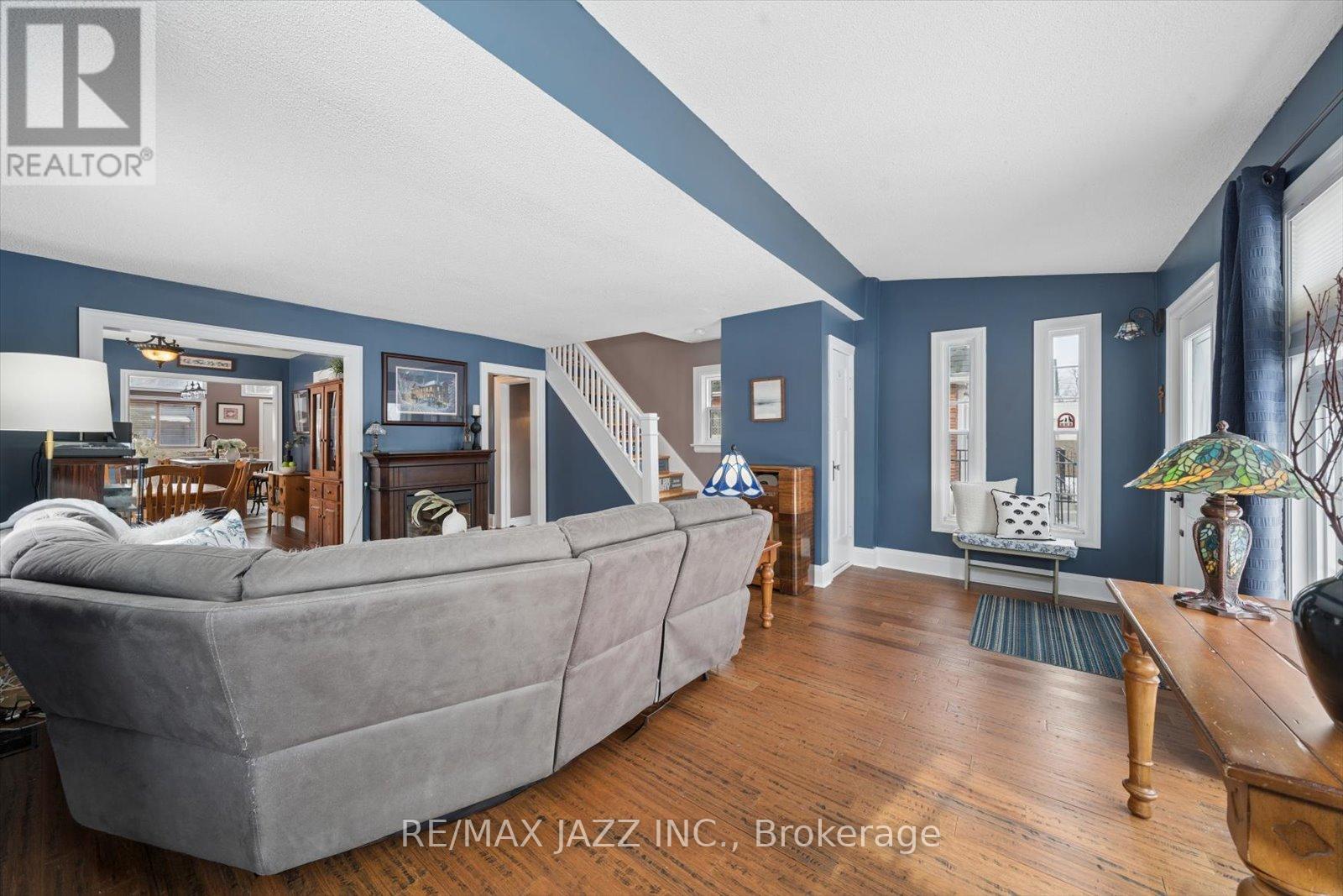 566 Masson Street, Oshawa (O'neill), Ontario  L1G 5A3 - Photo 8 - E12883974