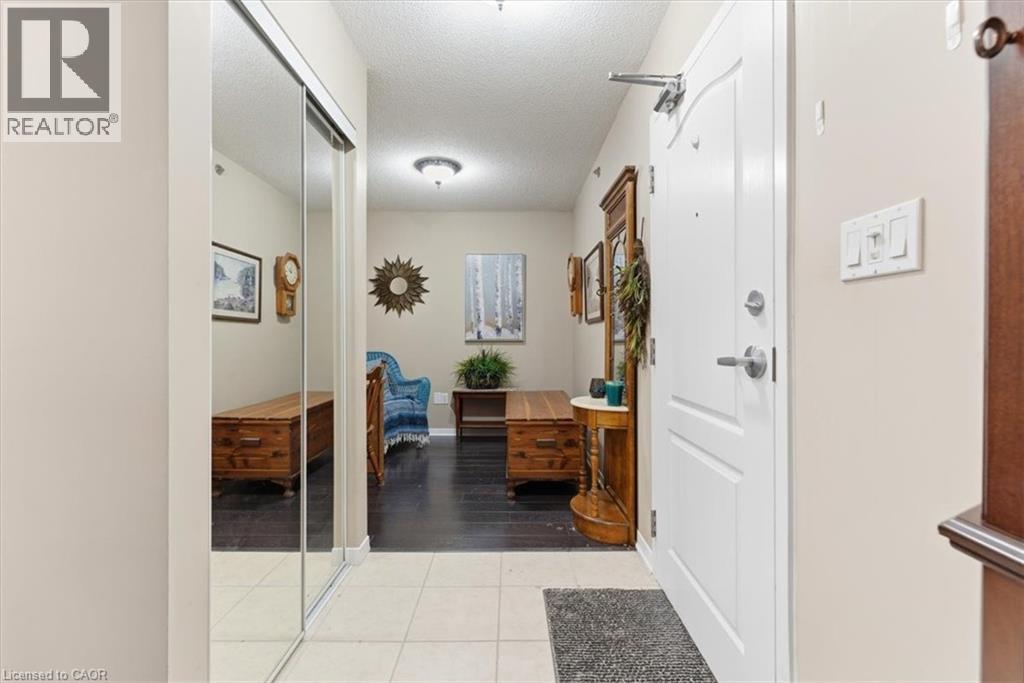 330 Prince Charles Drive S Unit# 1402, Welland, Ontario  L3C 7B3 - Photo 4 - 40812450