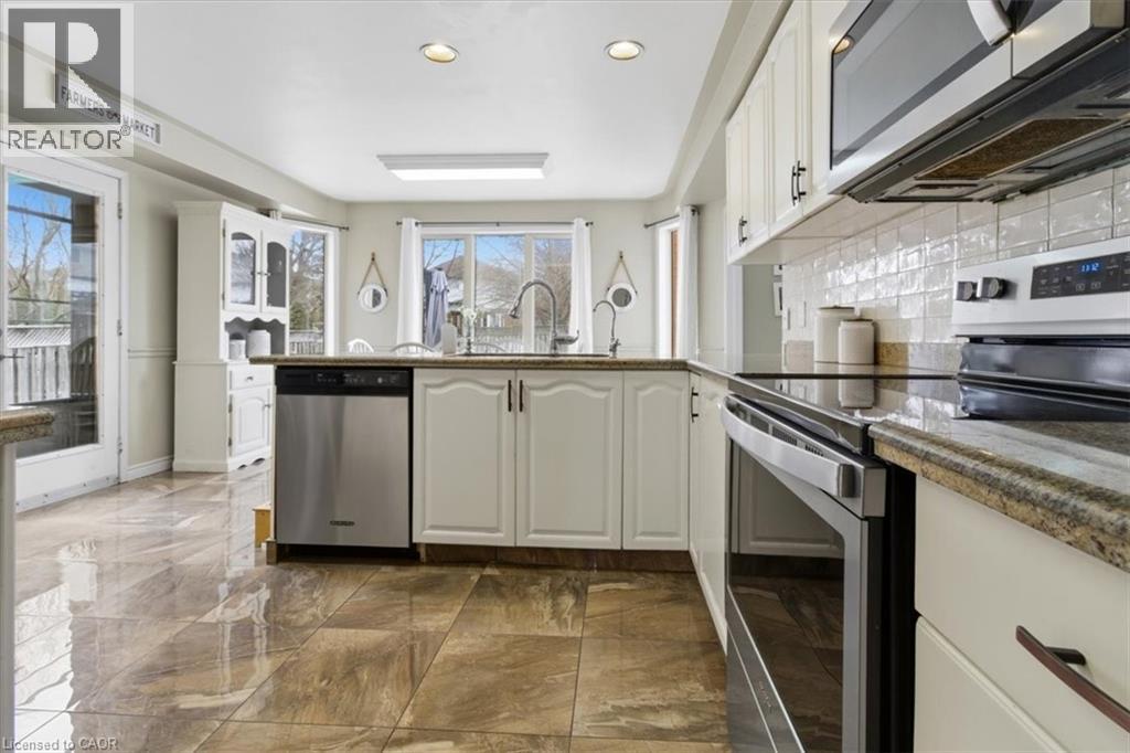 237 Homebrook Drive, Mount Hope, Ontario  L0R 1W0 - Photo 12 - 40812263