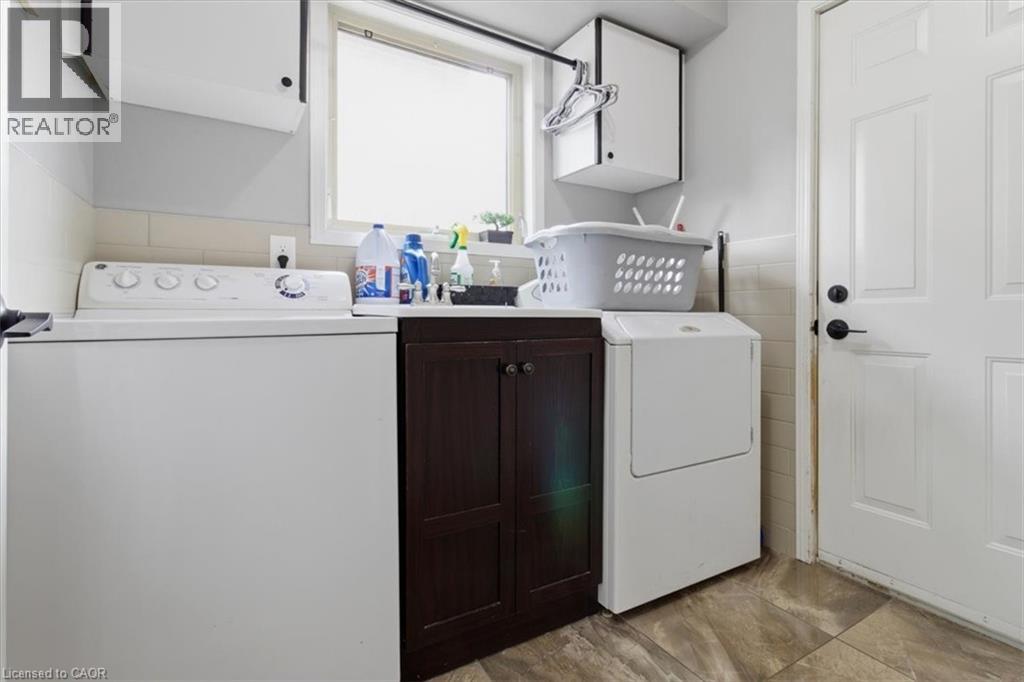 237 Homebrook Drive, Mount Hope, Ontario  L0R 1W0 - Photo 19 - 40812263