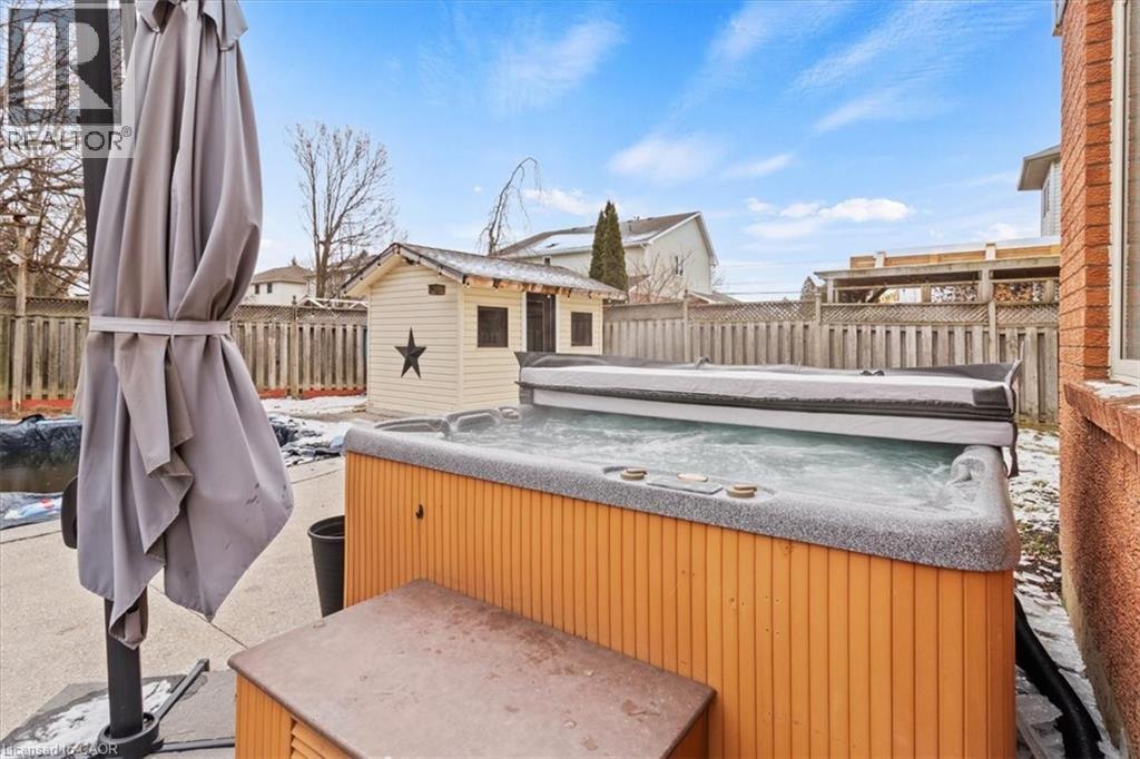 237 Homebrook Drive, Mount Hope, Ontario  L0R 1W0 - Photo 38 - 40812263