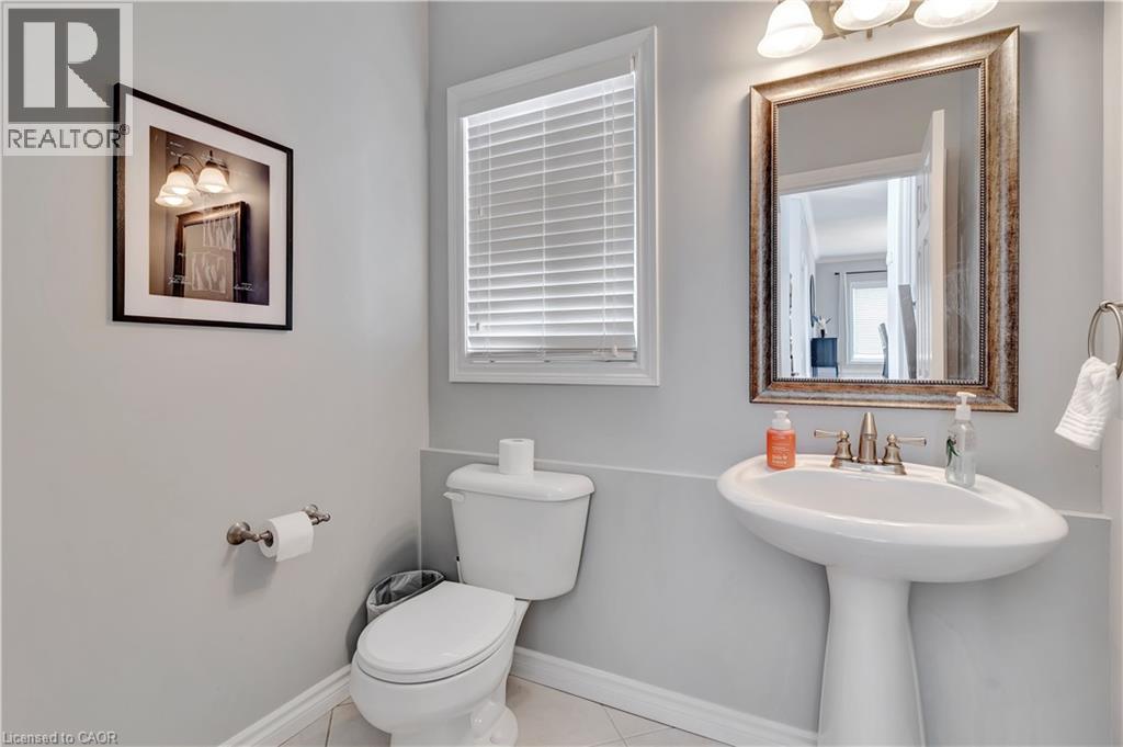 510 Forest Gate Crescent, Waterloo, Ontario N2V 2X2 - Photo 29 - 40811566