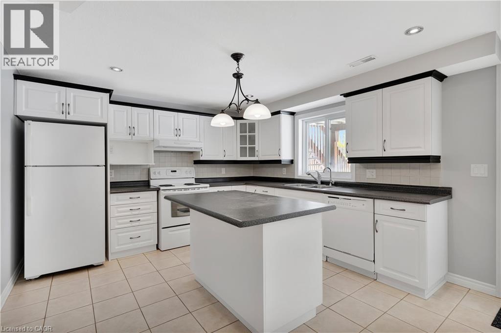 510 Forest Gate Crescent, Waterloo, Ontario N2V 2X2 - Photo 30 - 40811566