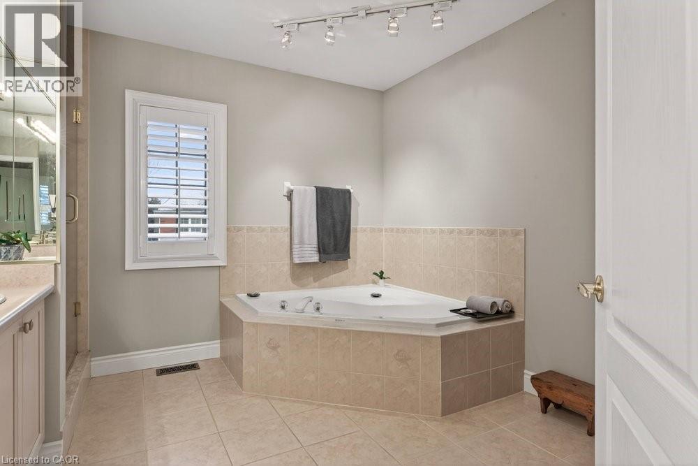 100 Beddoe Drive Unit# #101, Hamilton, Ontario  L8P 4Z2 - Photo 25 - 40811042