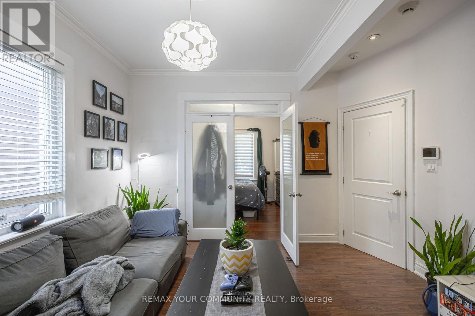 154 Day Avenue, Toronto (Caledonia-Fairbank), Ontario  M6E 3W3 - Photo 26 - W12886824