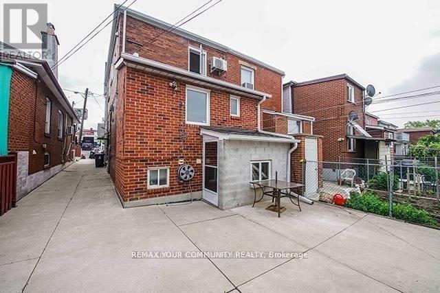 154 Day Avenue, Toronto (Caledonia-Fairbank), Ontario  M6E 3W3 - Photo 42 - W12886824