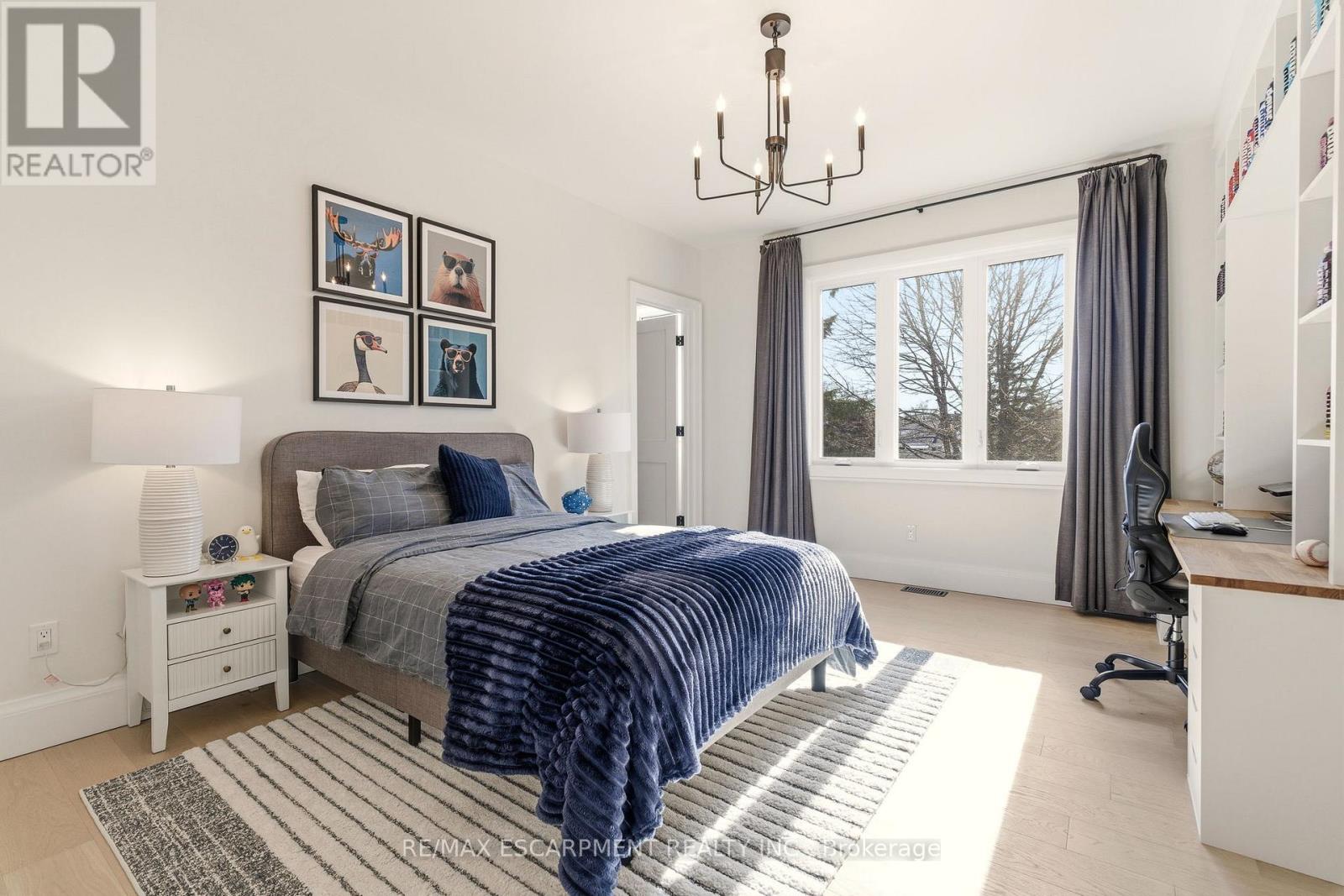 940 Gorton Avenue, Burlington, Ontario  L7T 1S5 - Photo 27 - W12886888