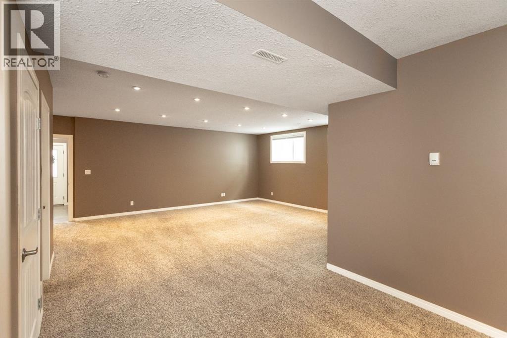 6321 58 Avenue, Innisfail, Alberta  T4G 0A4 - Photo 44 - A2275183