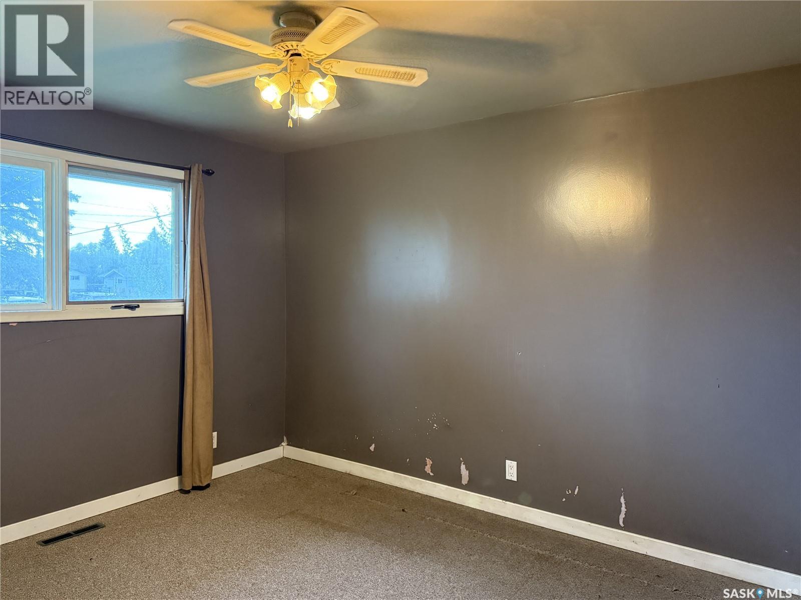 518 3rd Avenue W, Meadow Lake, Saskatchewan  S9X 1B3 - Photo 10 - SK030513