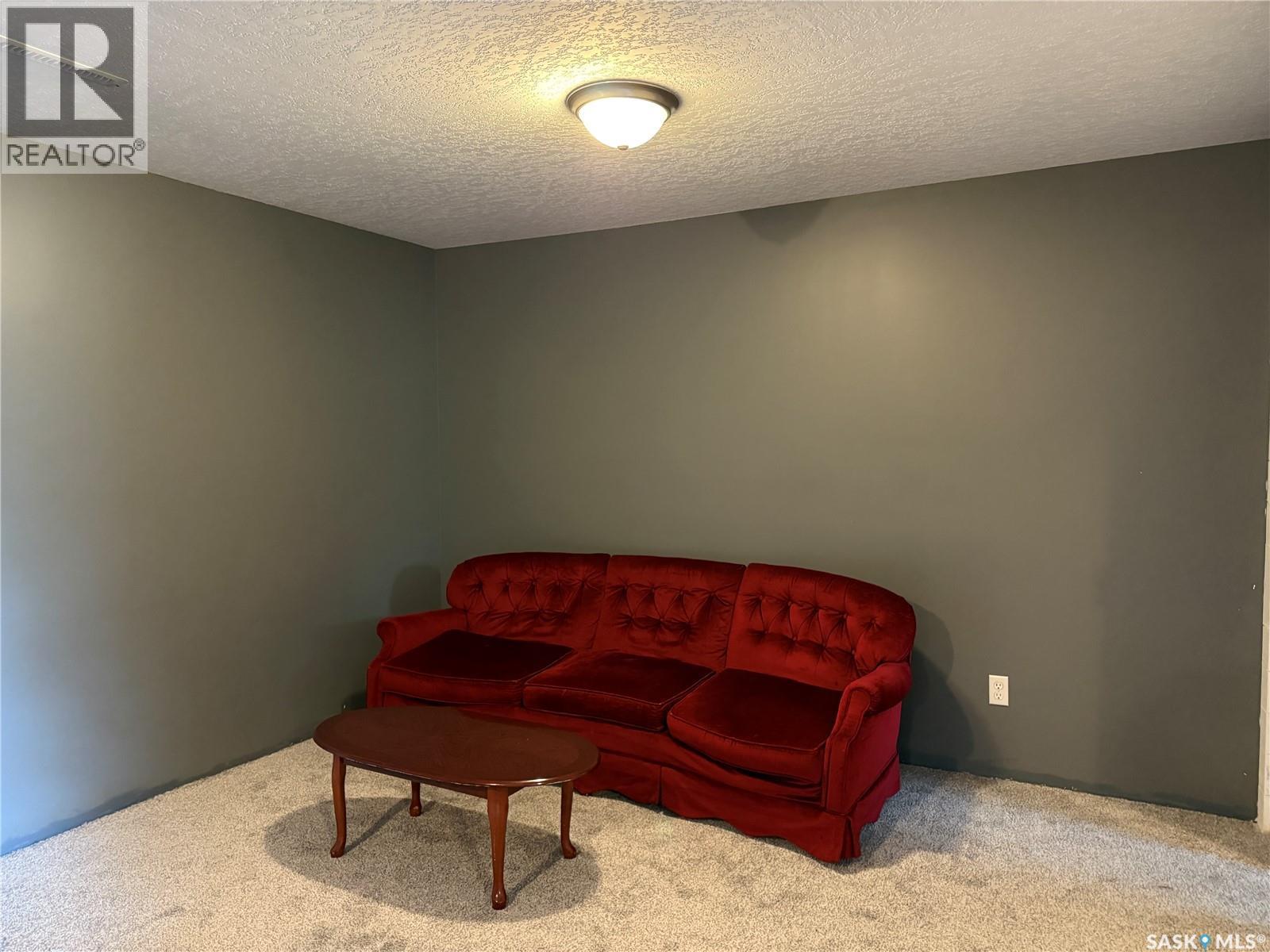 518 3rd Avenue W, Meadow Lake, Saskatchewan  S9X 1B3 - Photo 15 - SK030513