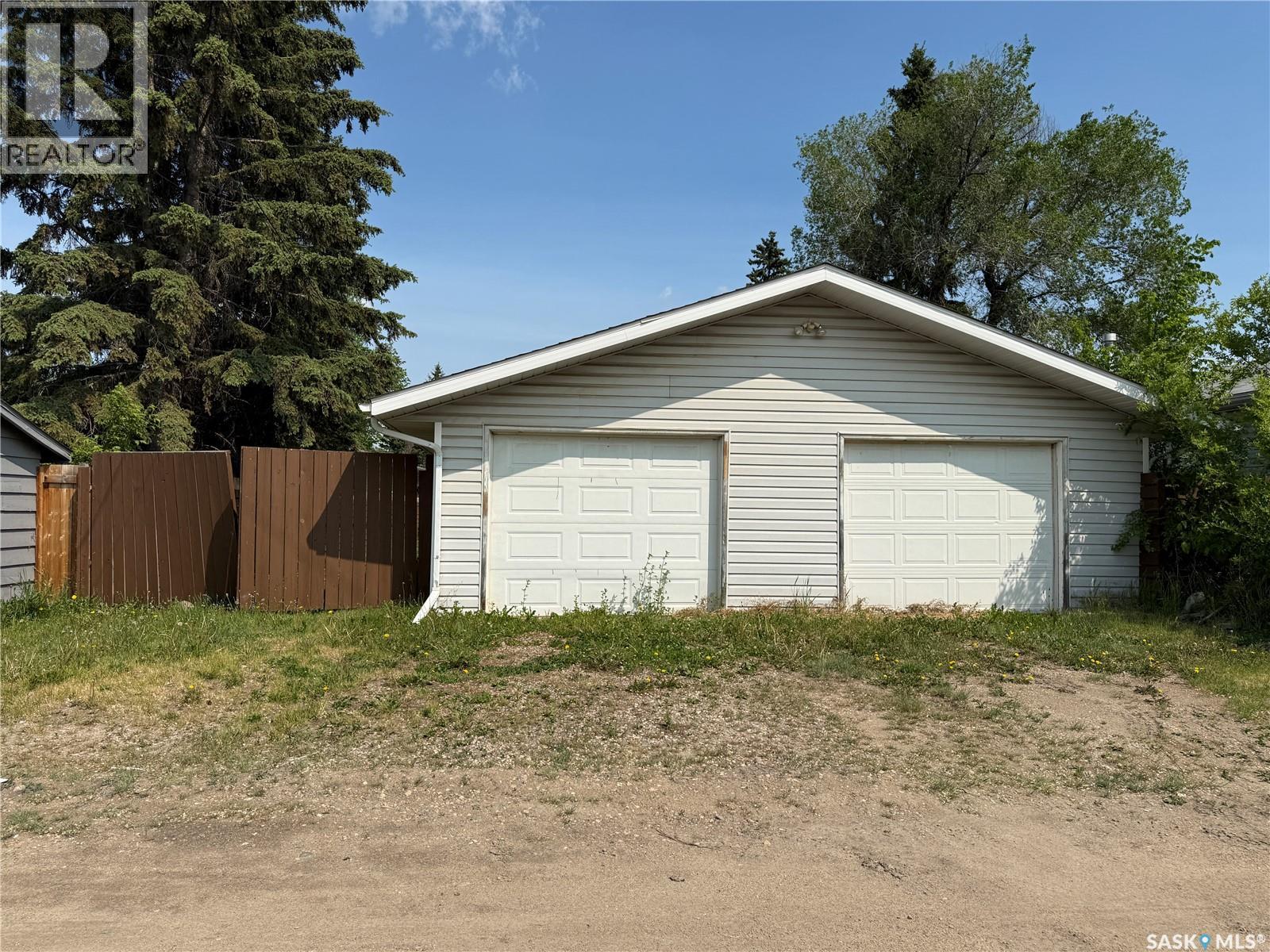 518 3rd Avenue W, Meadow Lake, Saskatchewan  S9X 1B3 - Photo 22 - SK030513