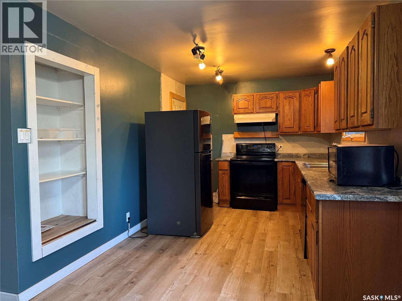 518 3rd Avenue W, Meadow Lake, Saskatchewan  S9X 1B3 - Photo 3 - SK030513