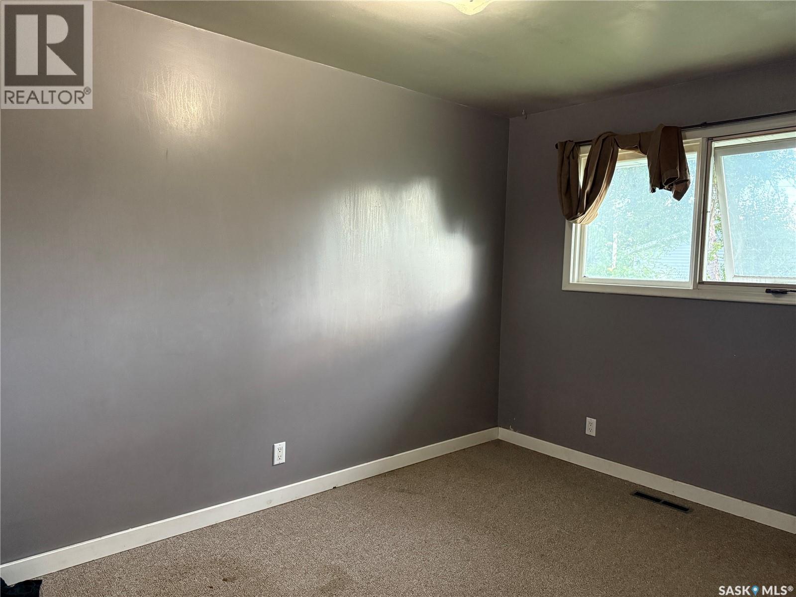 518 3rd Avenue W, Meadow Lake, Saskatchewan  S9X 1B3 - Photo 6 - SK030513