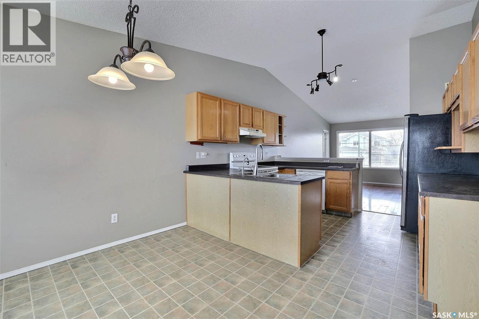 1636 Violet Crescent N, Regina, Saskatchewan  S4X 4L7 - Photo 12 - SK030424